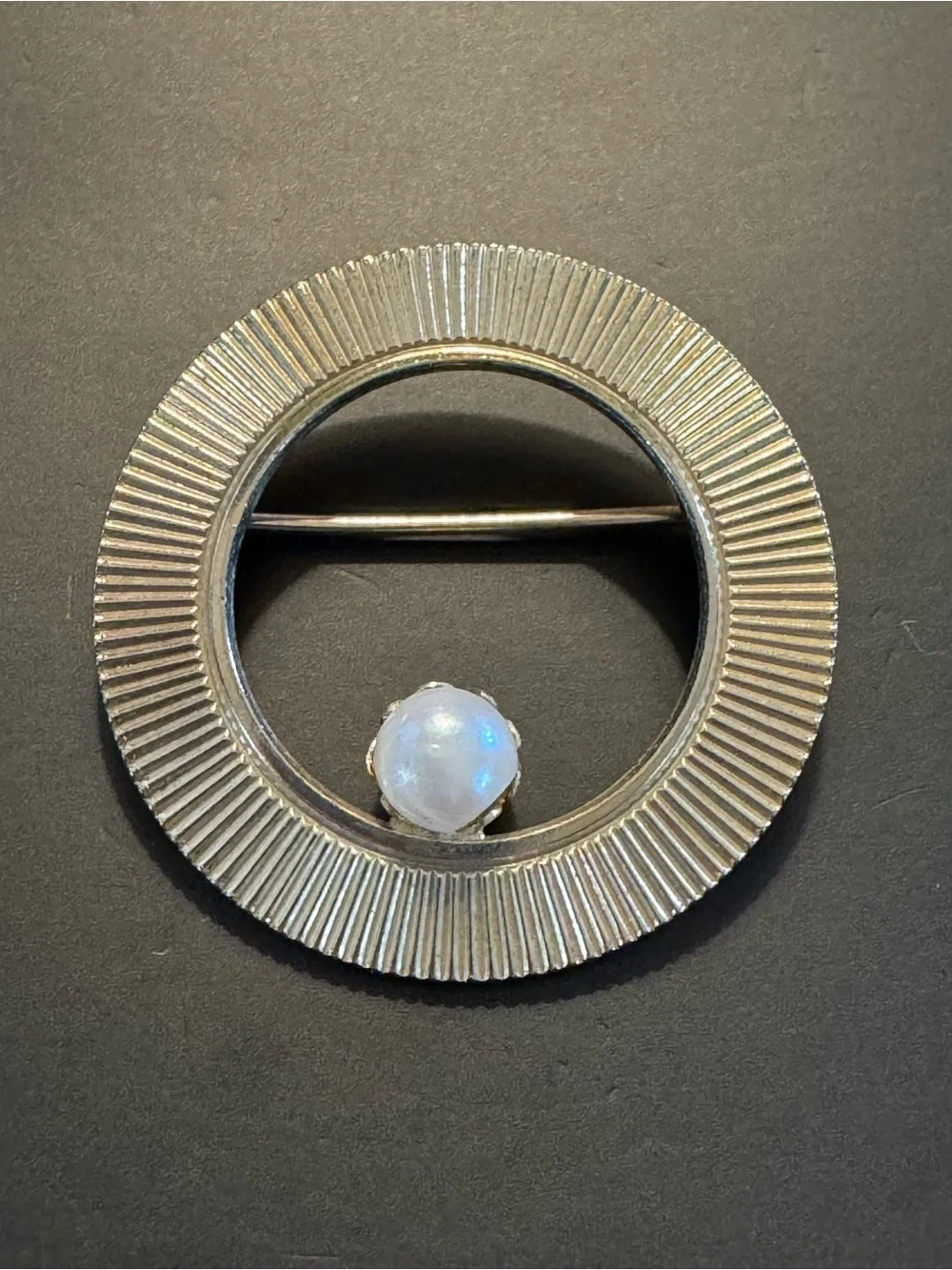 Vintage Gold Tone Circle Brooch with Genuine Cultured Pearl